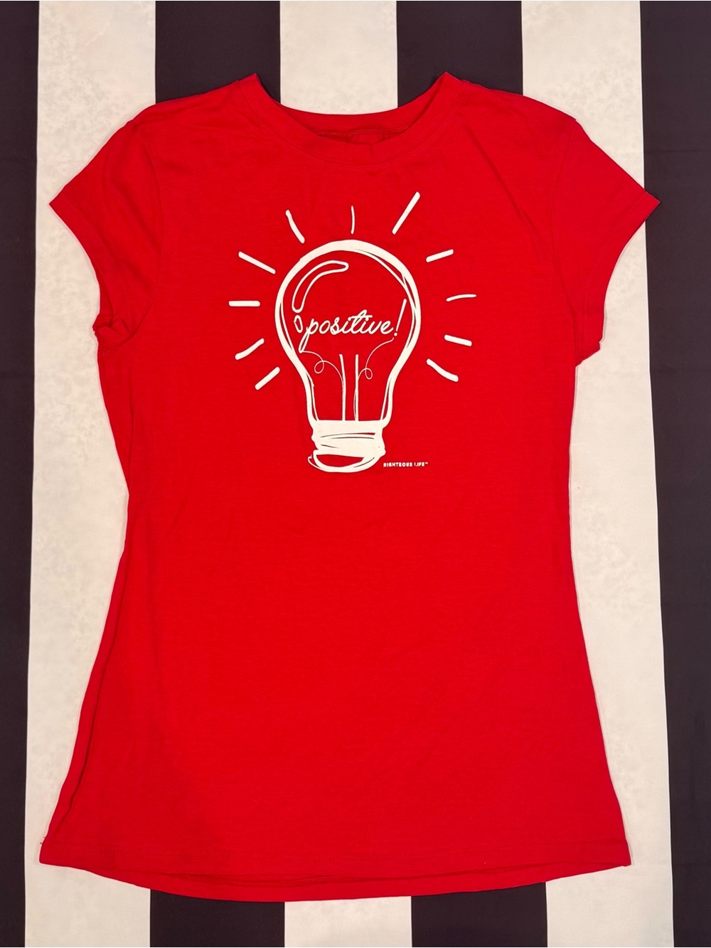 Splash Red Short-Sleeve Tee with White Lightbulb Graphic